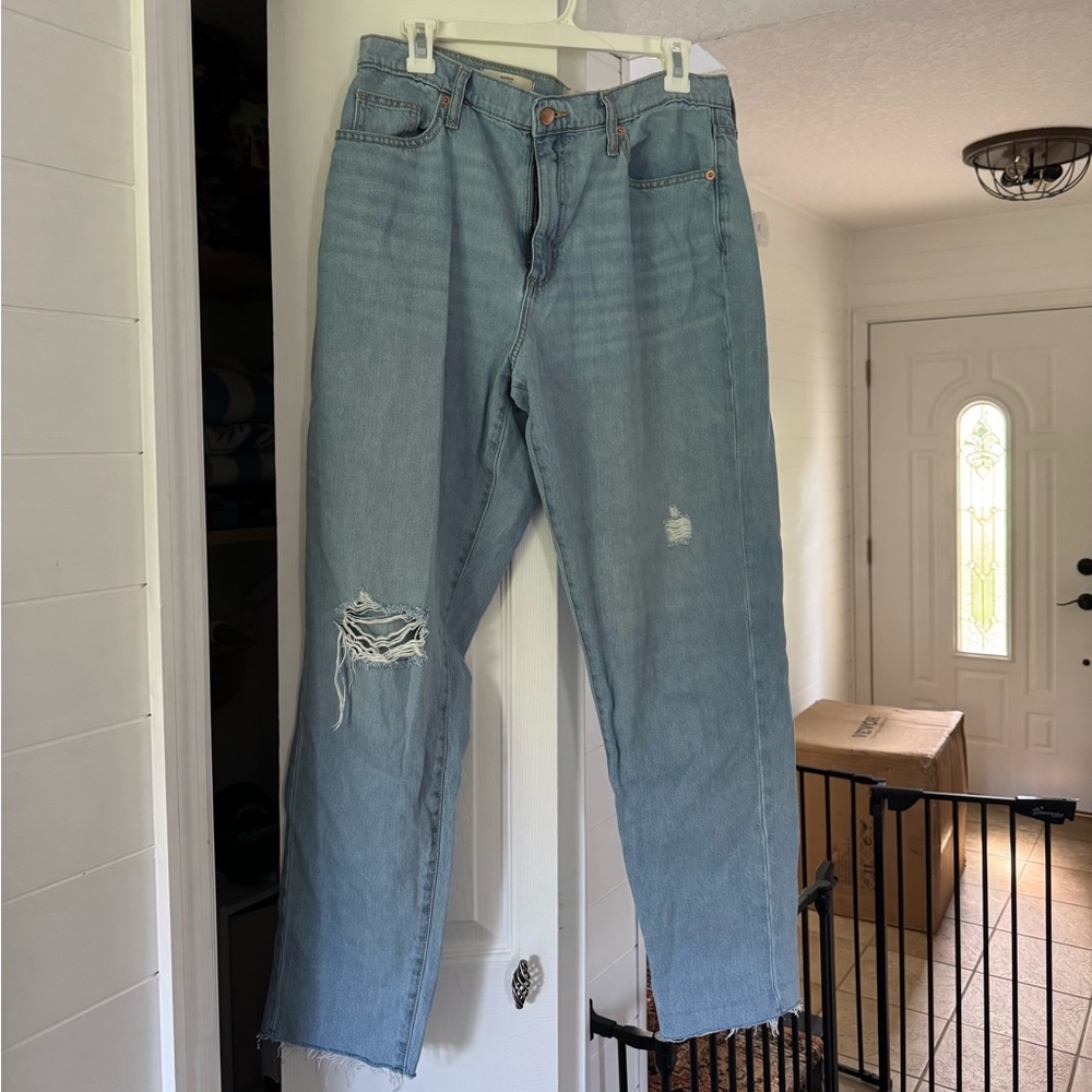 Women’s boyfriend jeans